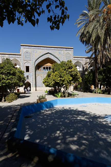 Chiraz-Madrasa du Khan-024